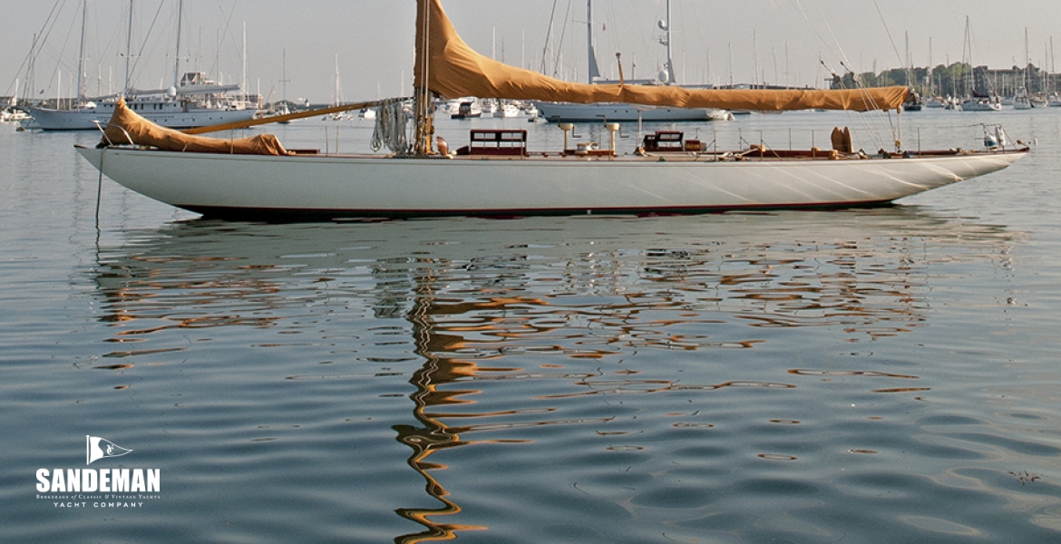07 Moored abeam