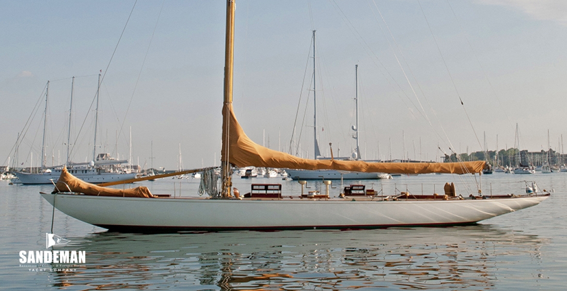 08 Moored abeam