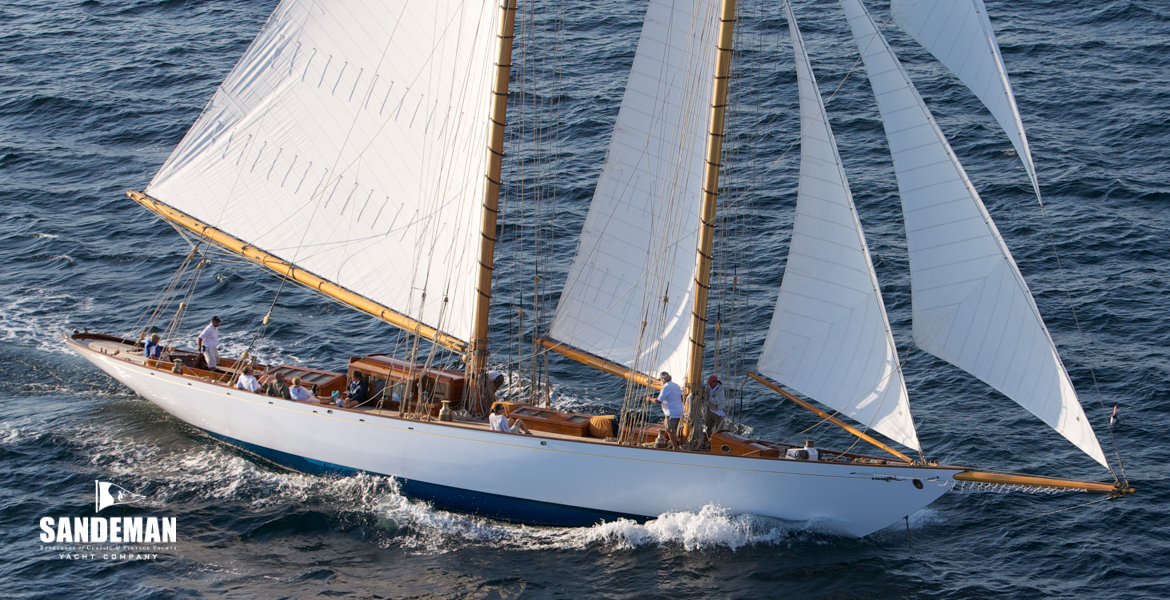 yacht
