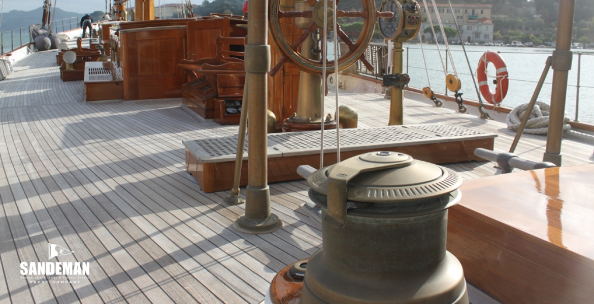 15 Port aft v fwd