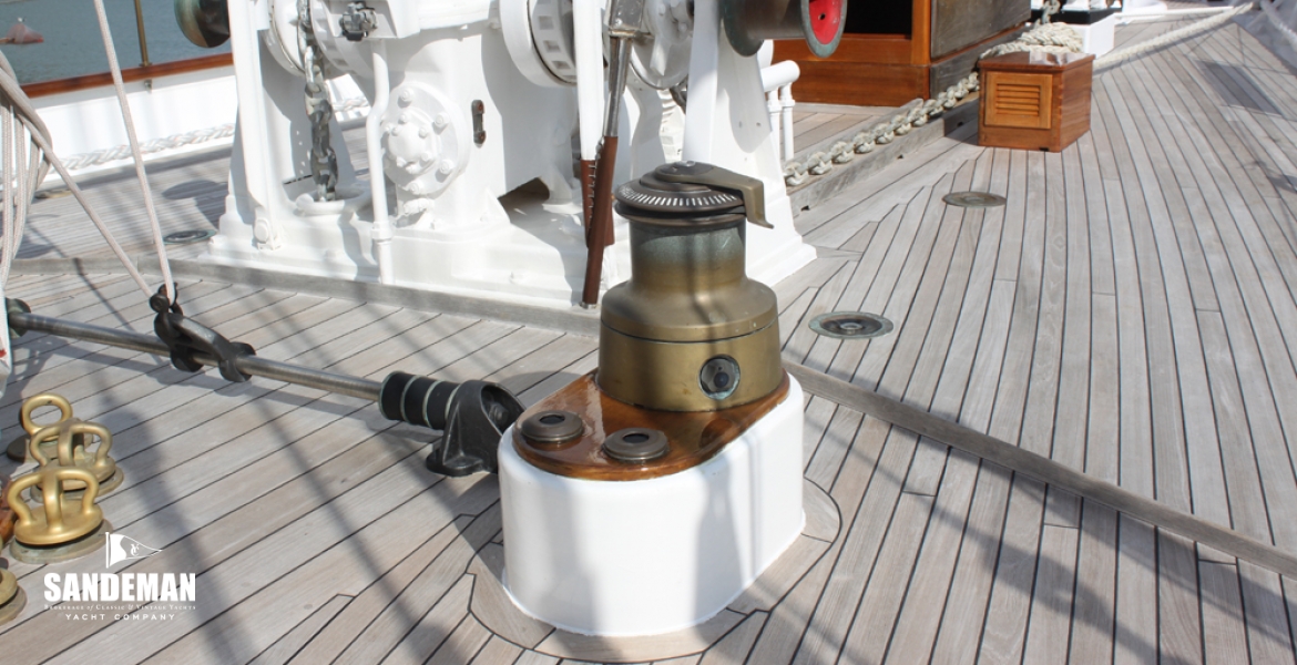 27 Windlass