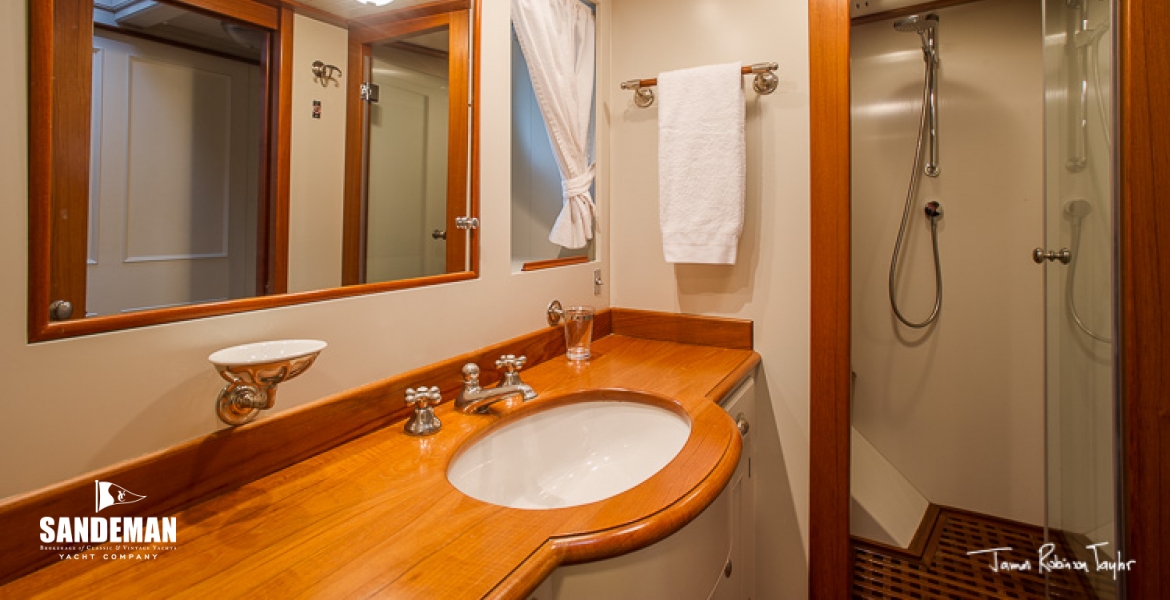 48 Master head shower