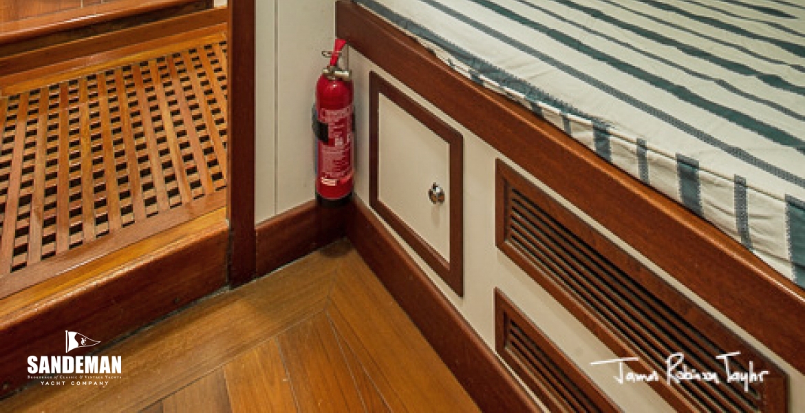 73 Cook cabin stbd fwd