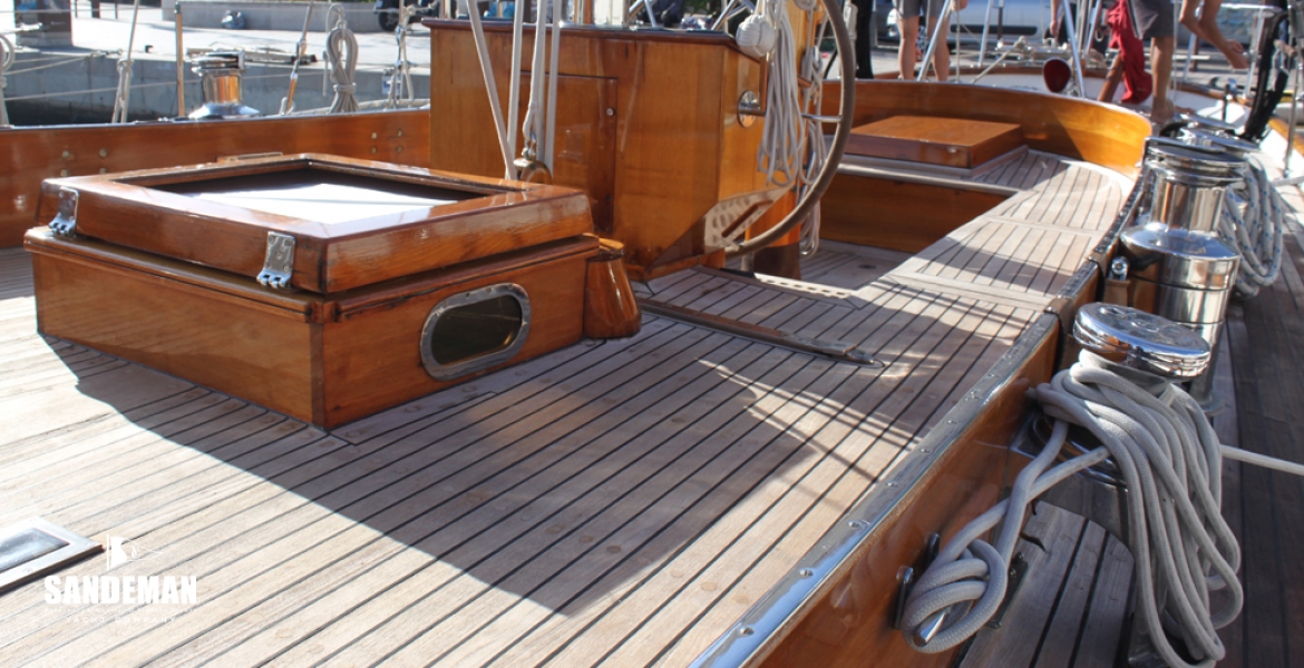 27Portsidedeckvaft.jpg