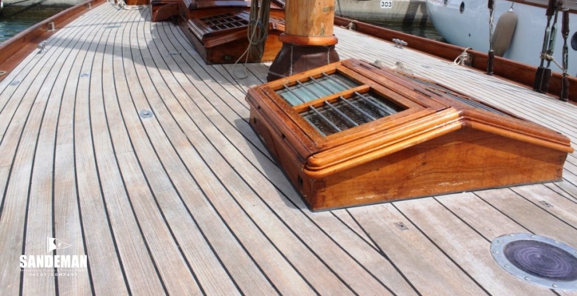 MID DECK AFT