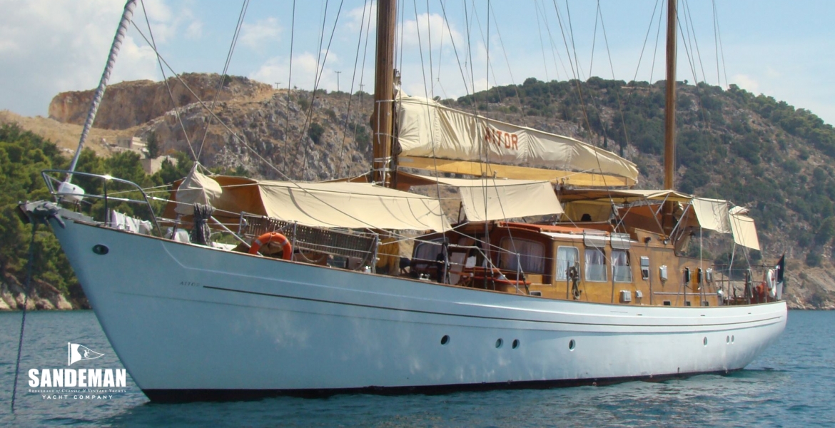 Moored port bow