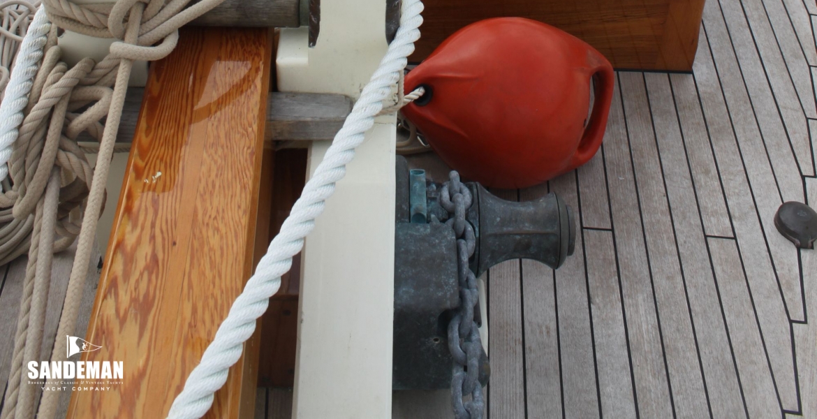 Foredeck v aft
