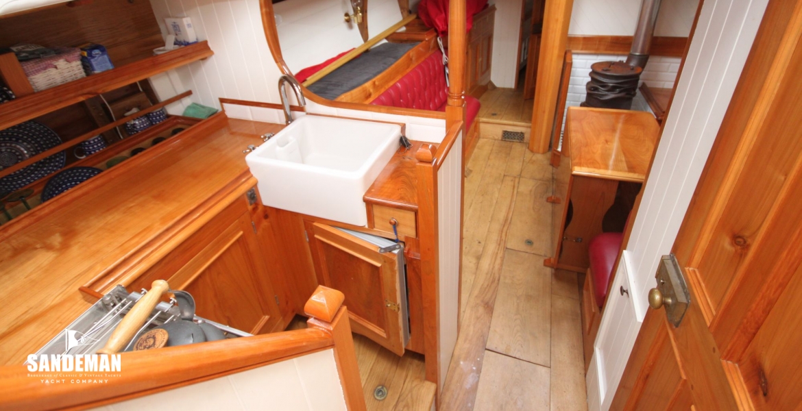 Galley to saloon
