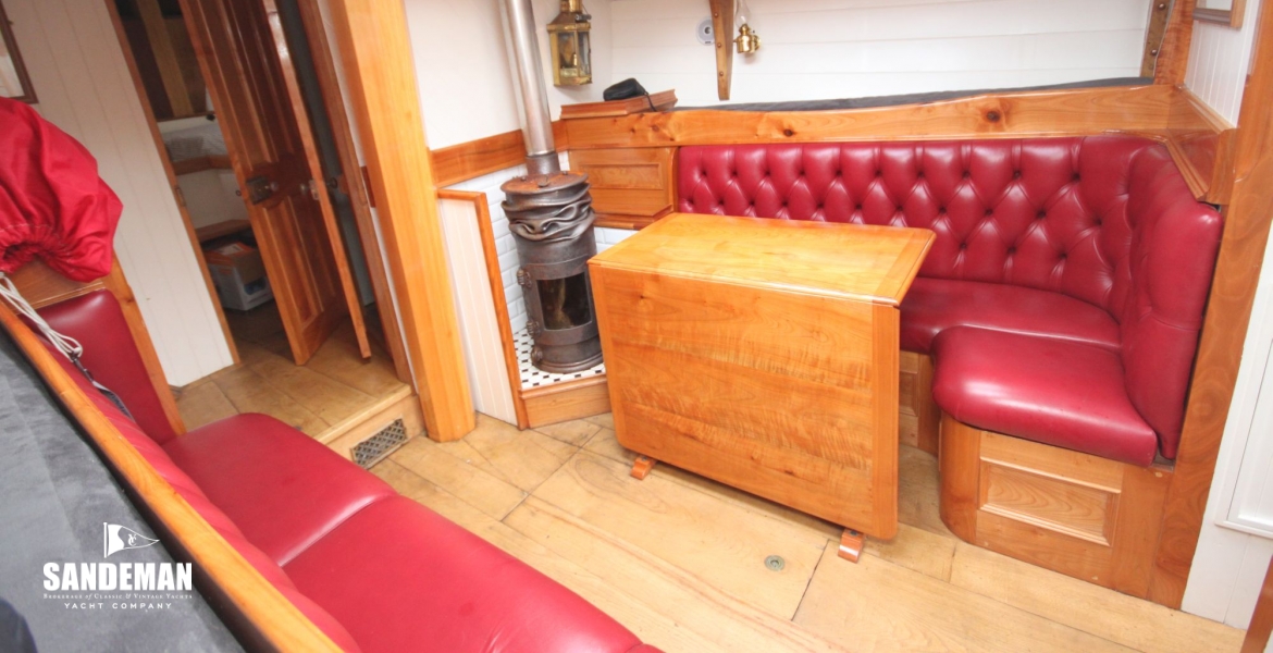 Saloon stbd fwd