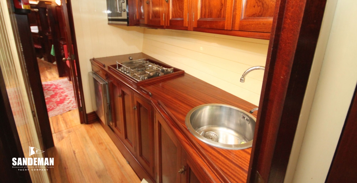 58 Galley aft