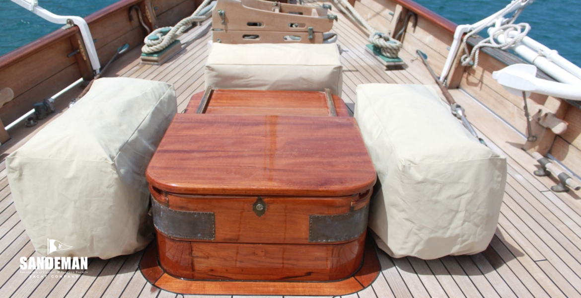 31 Forehatch