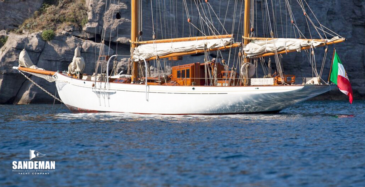 08 Moored abaft beam