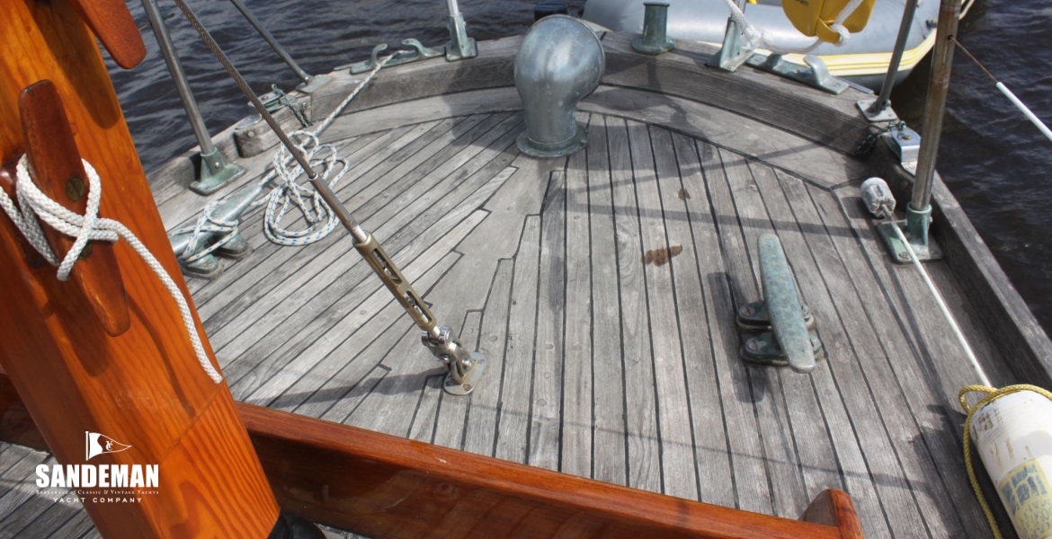 25Aftdeck.JPG