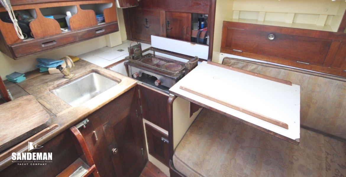 31Galley.JPG