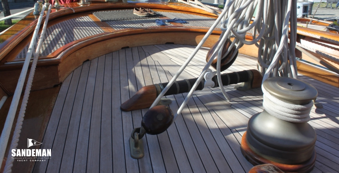 37 Aft deck