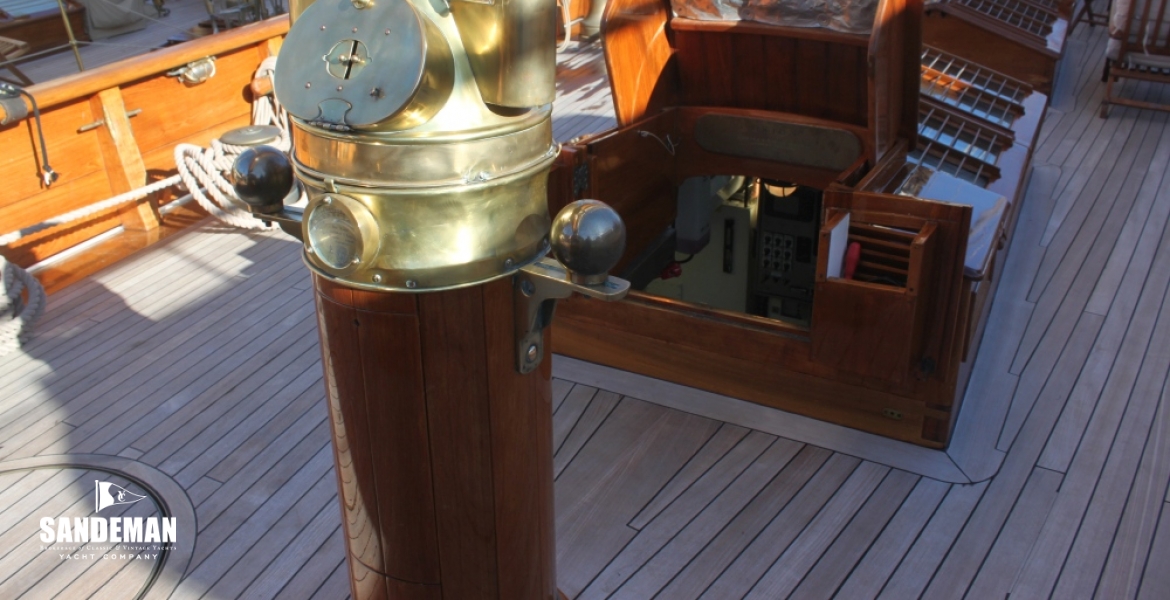72 To engine room
