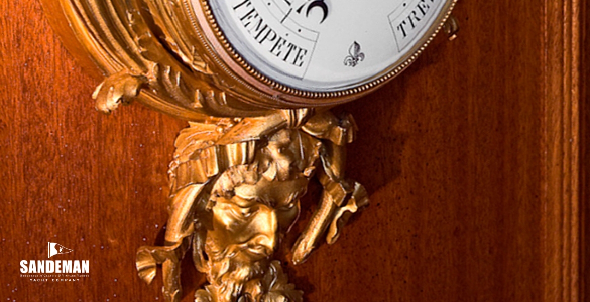 49 Barometer detail