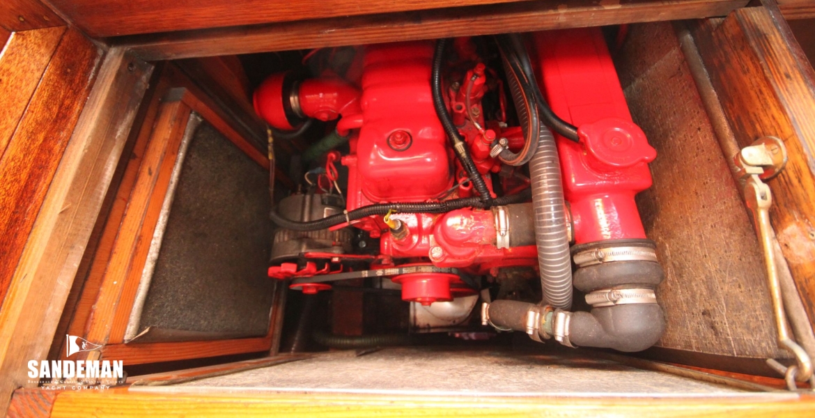 39Engine.JPG