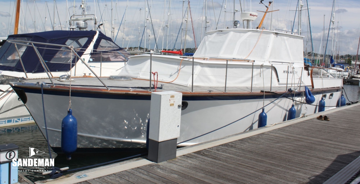 04 Port bow.JPG