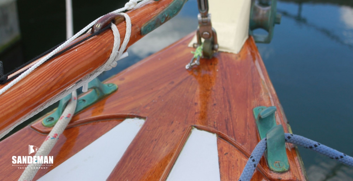 20 Bow detail.JPG