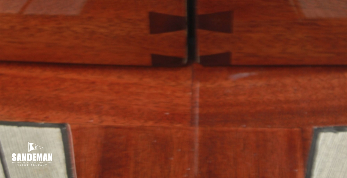 09Hatchdetail.JPG