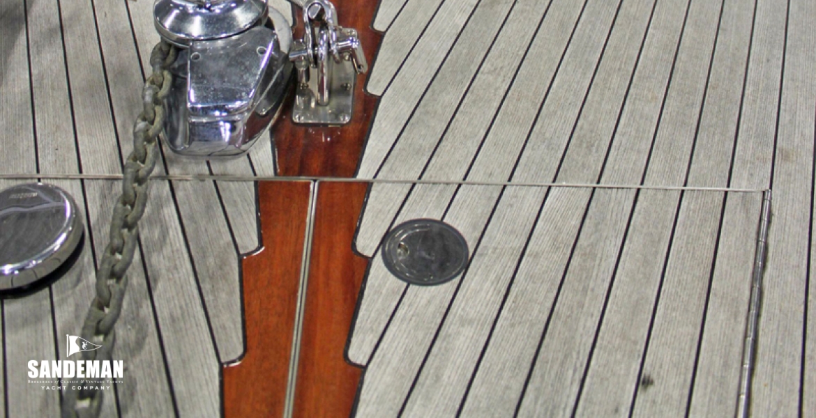 21Foredeckvaft.JPG