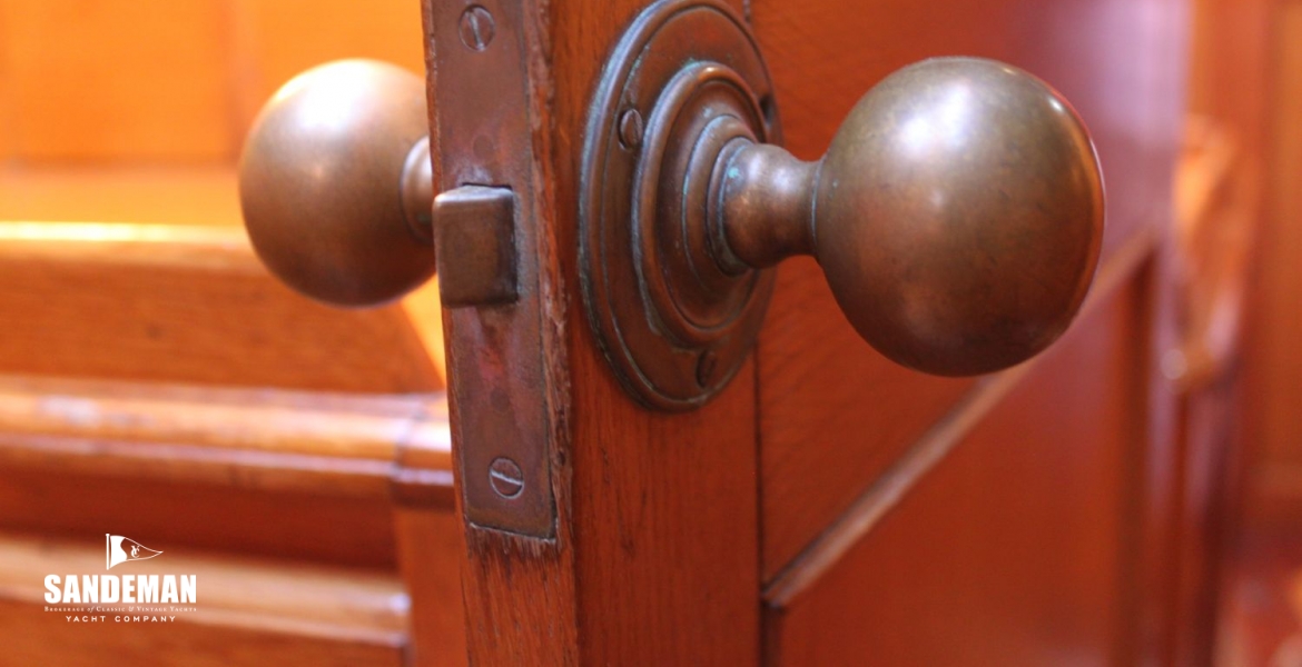 40Doordetail.JPG