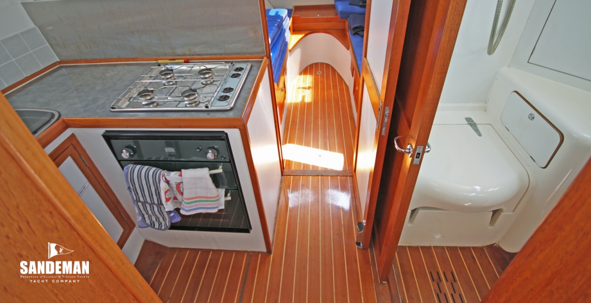 21 View forward of the cabin