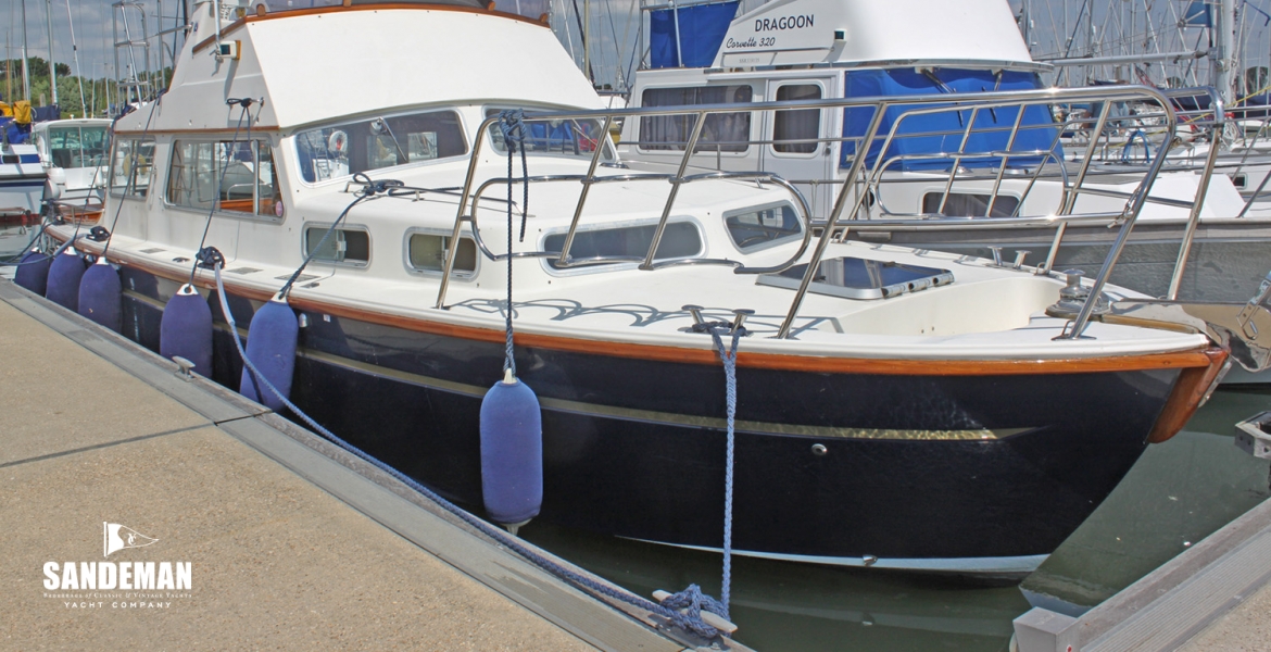 05 Alongside bow v aft