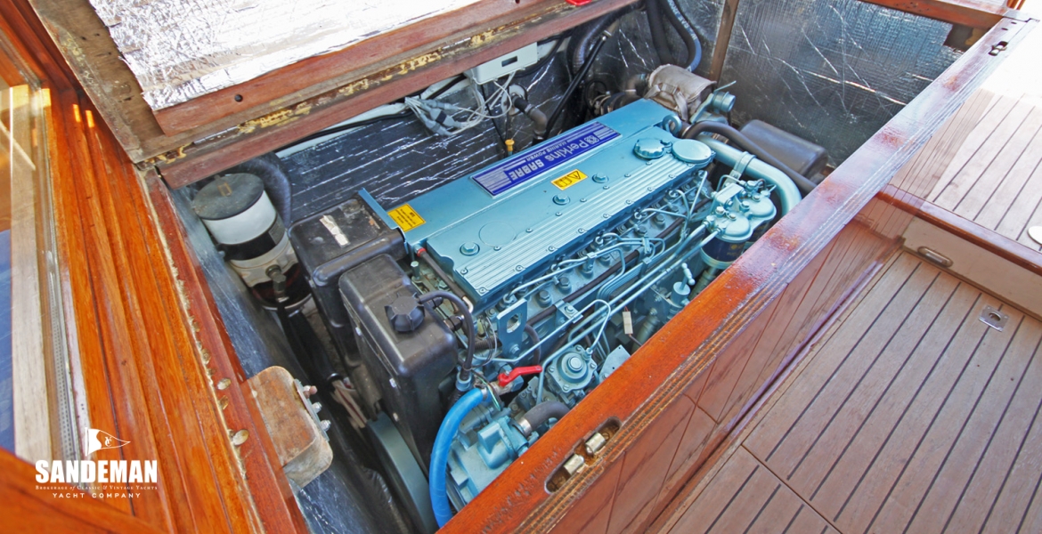 30 Engine in locker