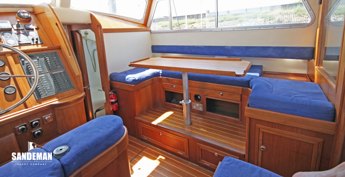 19 Aft saloon from port