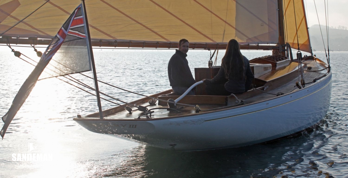 11Sailingaway.jpg