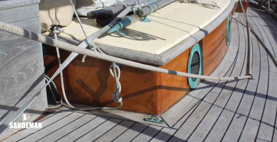 30 Trunk cabin v aft