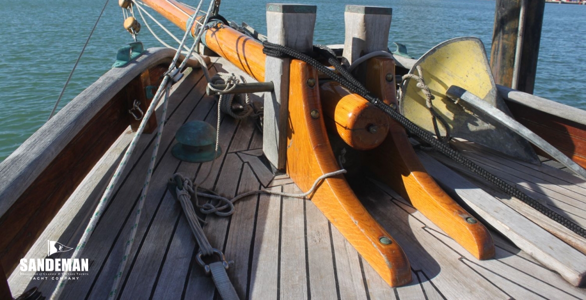 19 Foredeck