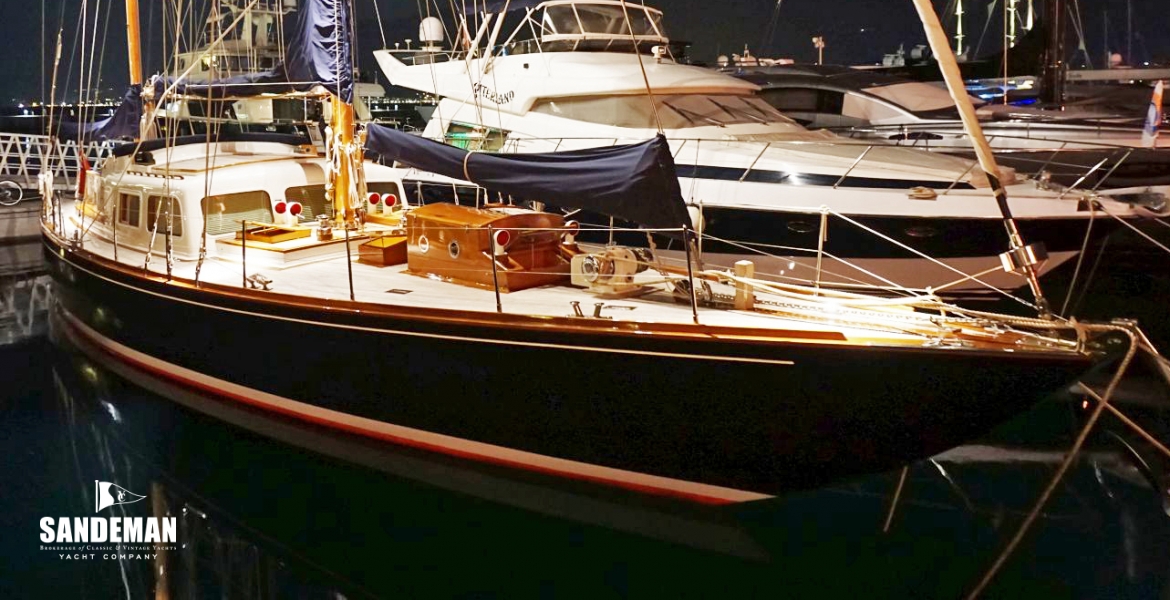 Bow by night