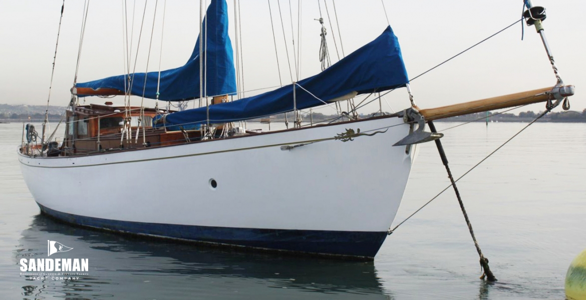 05 Stb bow moored