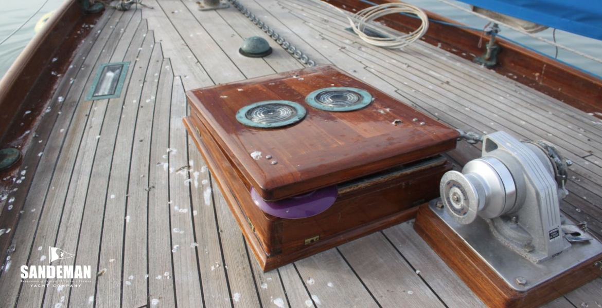 18 Foredeck