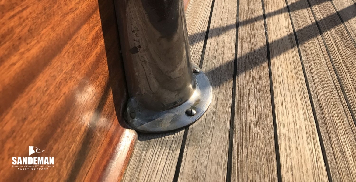 17Sidedeckvent.JPG