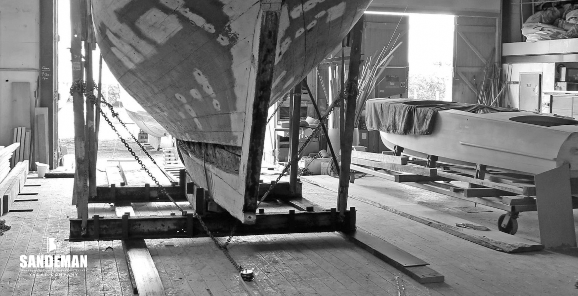 19 Transom