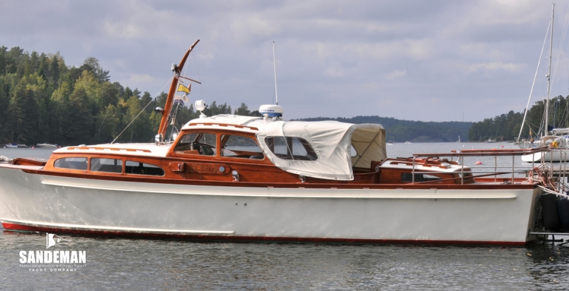 09 Port qtr & Cockpit Canopy