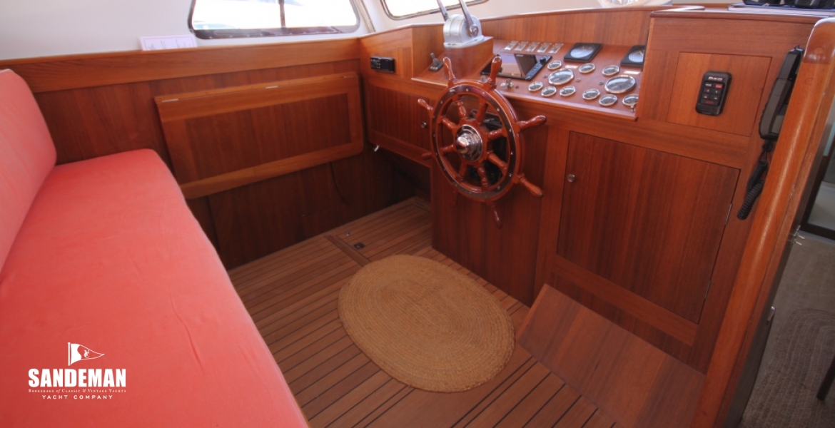 44 Into the deck house.JPG