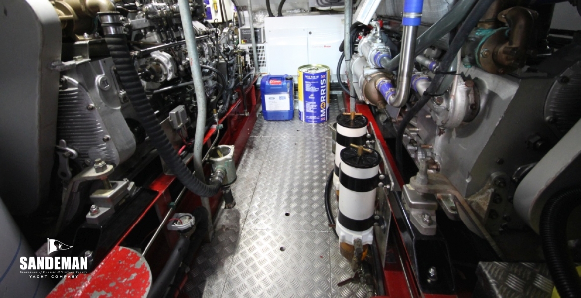 80 Engine room.JPG