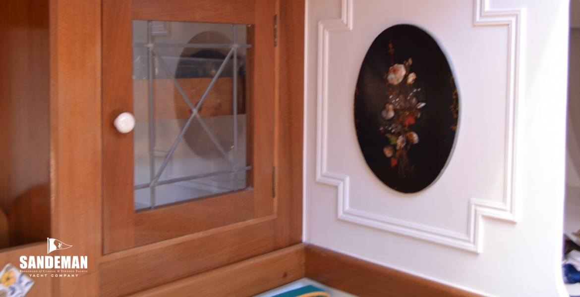 Locker detail