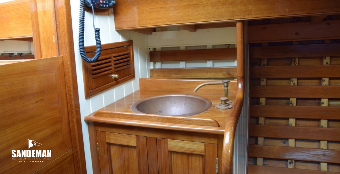 34 Galley Port