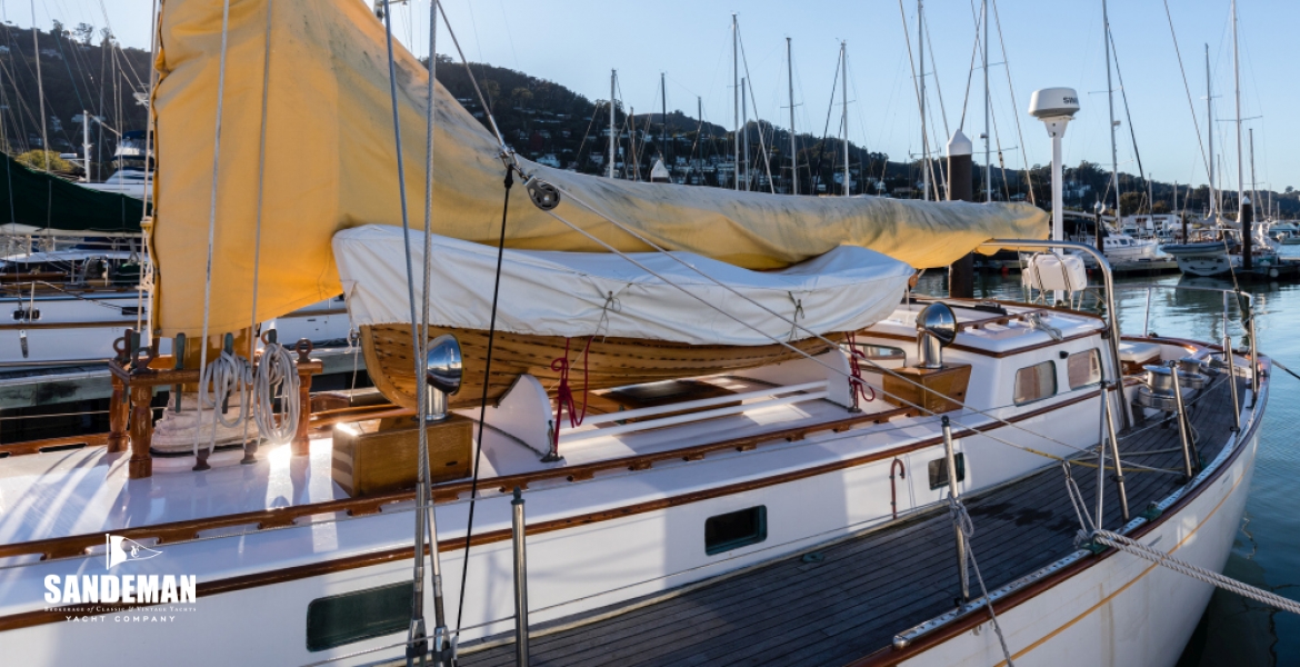 Port side view aft