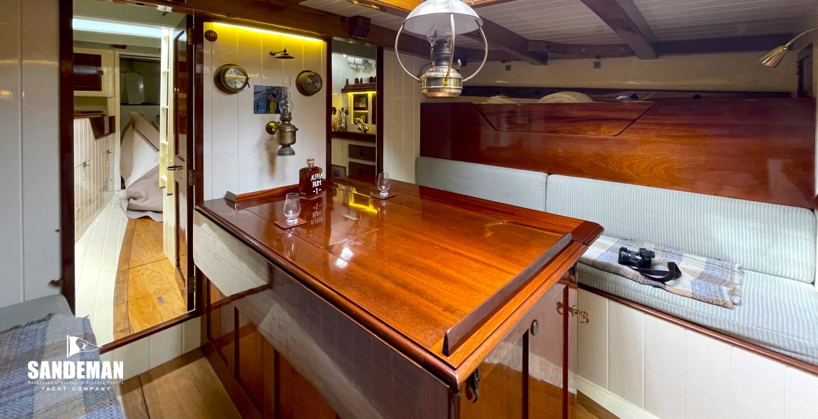 Saloon view forward to starboard