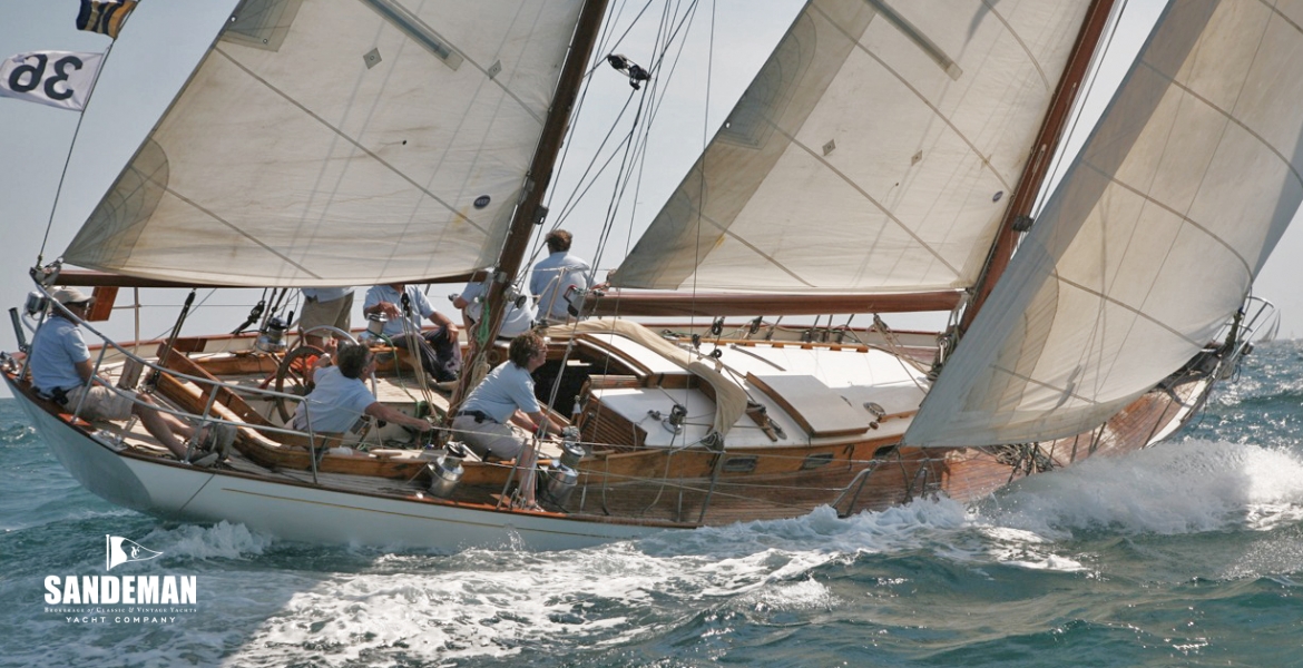 Main port tack abeam