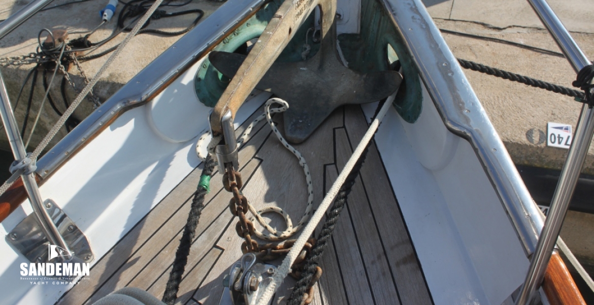 Foredeck detail