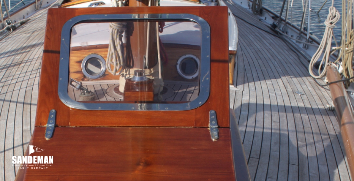 Fore hatch view aft