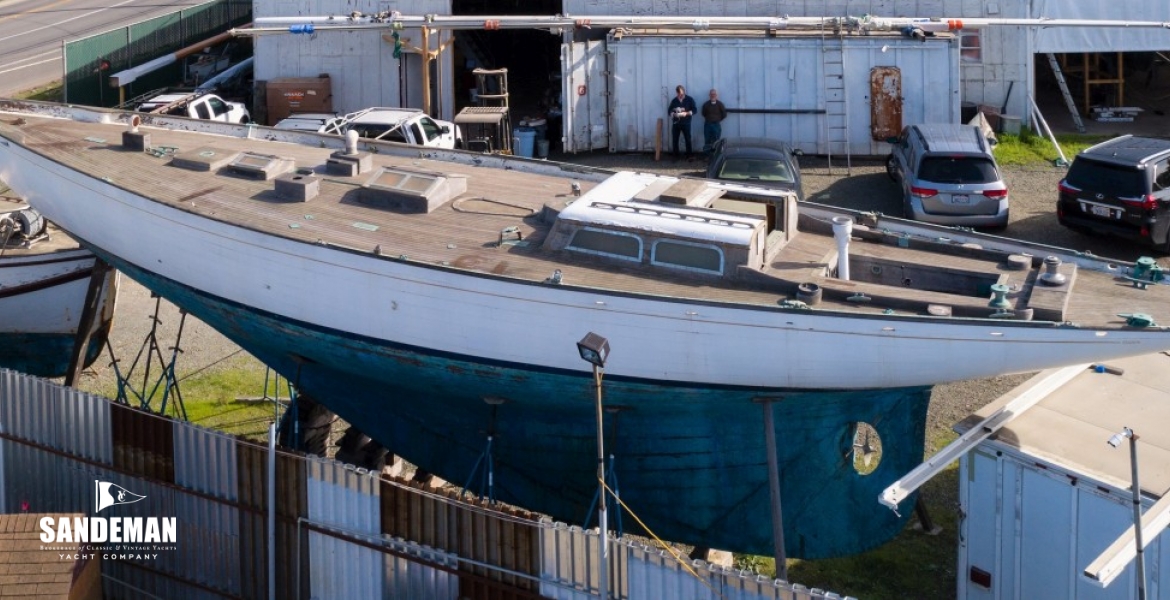 07 Ashore deck overview.jpg